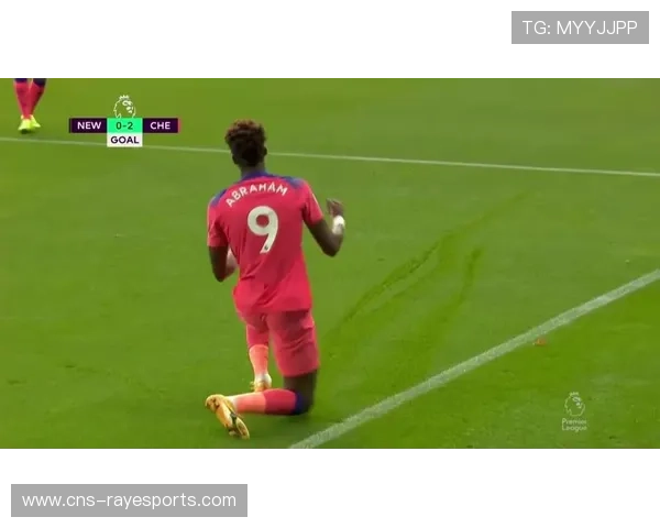 库库雷利亚边路突破传中，杰克逊抢点破门