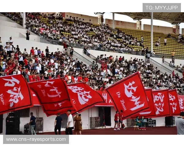 多地球迷组织友谊赛,复制赛场助威氛围 多地球迷组织友谊赛,复制赛场助威氛围