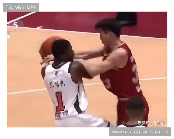 广东华南虎王少杰半场4中4得10分，效率极高但陷犯规麻烦